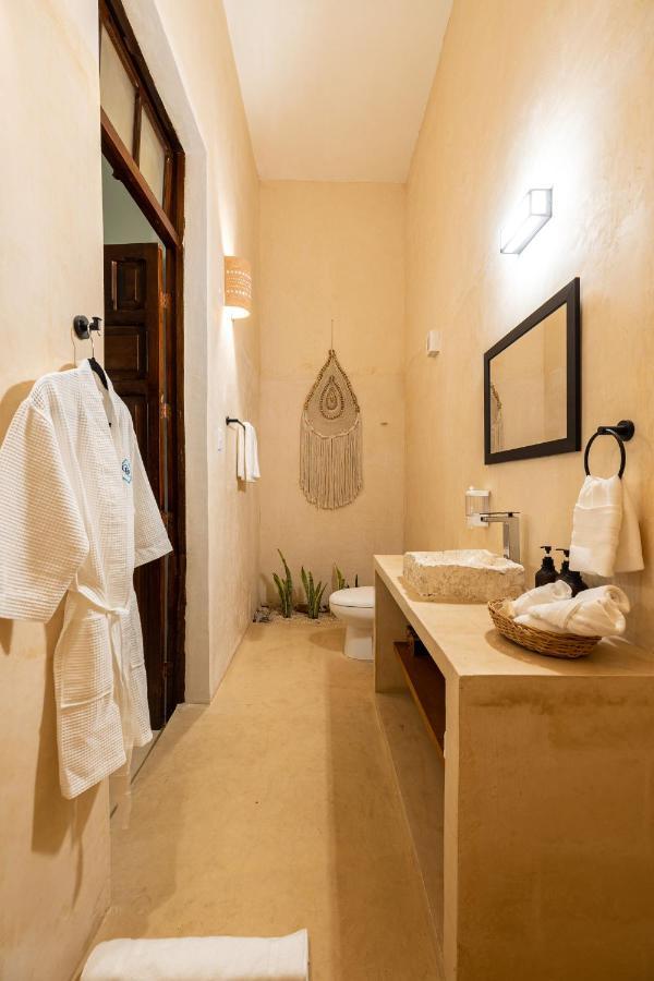 Casa Dos Lirios Hotel Boutique Mérida Esterno foto
