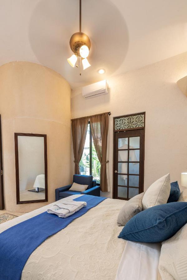 Casa Dos Lirios Hotel Boutique Mérida Esterno foto