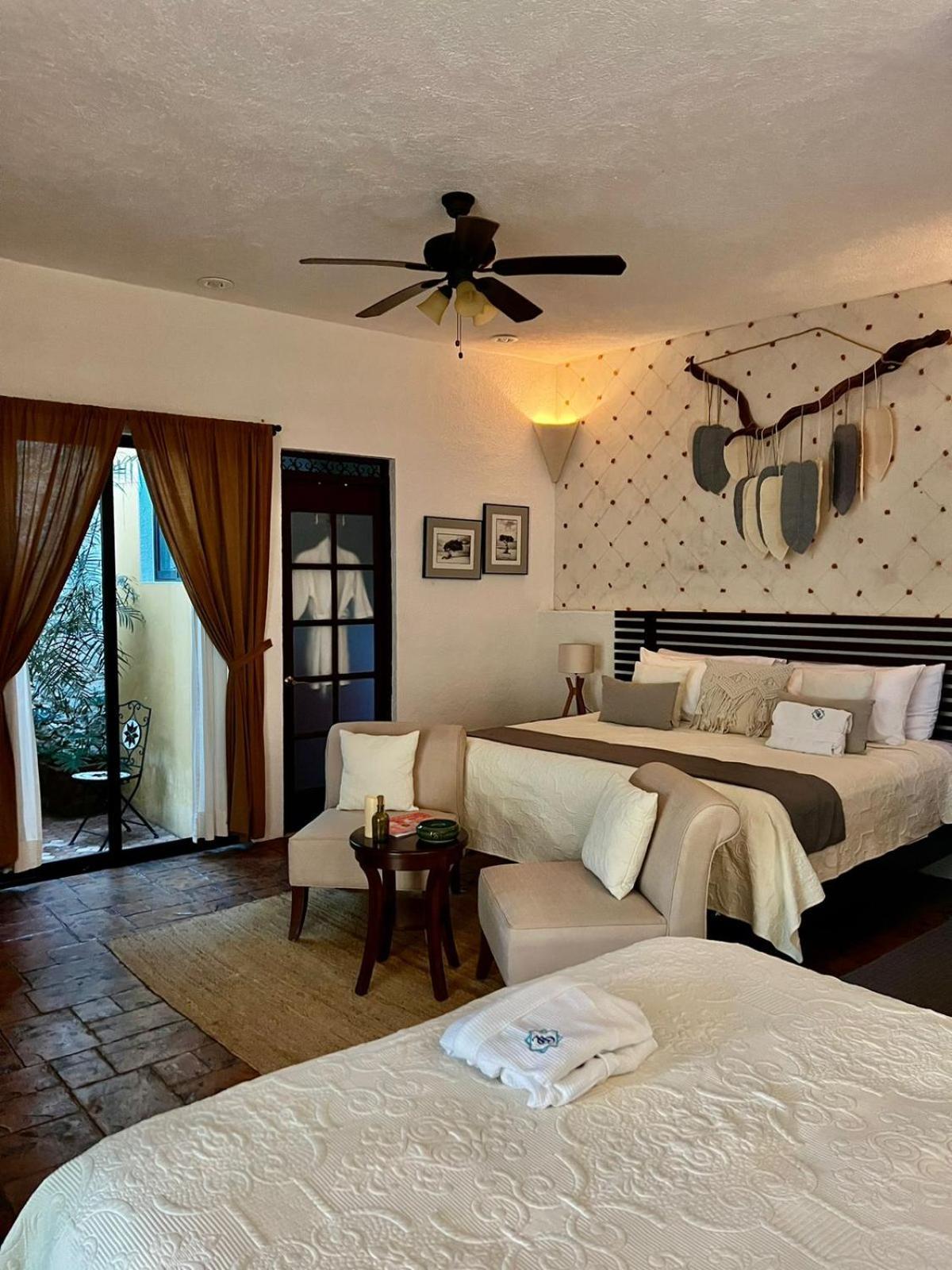Casa Dos Lirios Hotel Boutique Mérida Esterno foto